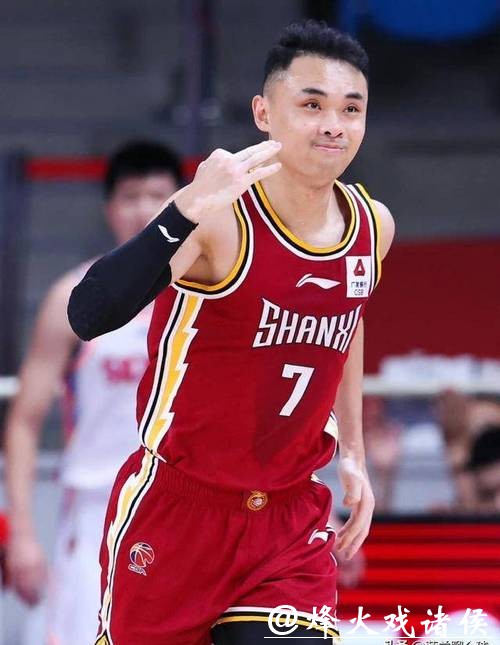 都在说原帅对山西贡献几乎为0,那我问你三分王就在底角投篮哪个教练敢放任他,这就是原帅对山西的真实作用 都在说原帅对山西贡献几乎为0,那我问你三分王就在底角投篮哪个教练敢放任他,这就是原帅对山西的真实作用